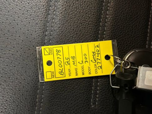 Used 2025 Mercedes-Benz C 300 C 300 image 29