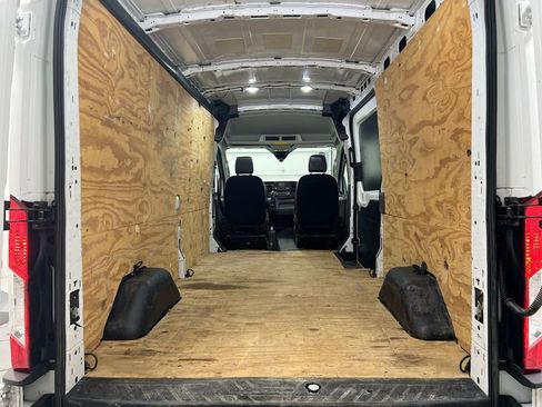 Used 2020 Ford Transit 250 Medium Roof w/ Load Area Protection Package RWD image 21
