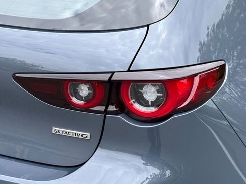 New 2025 MAZDA MAZDA3 Carbon image 31