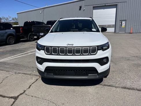 Used 2022 Jeep Compass Latitude w/ Convenience Group image 8