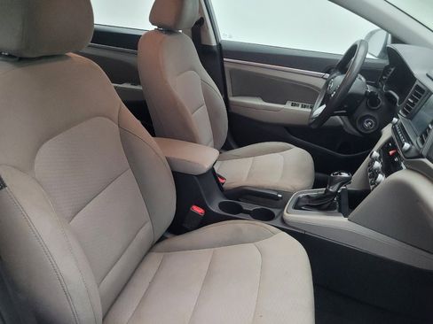 Used 2020 Hyundai Elantra SEL image 21