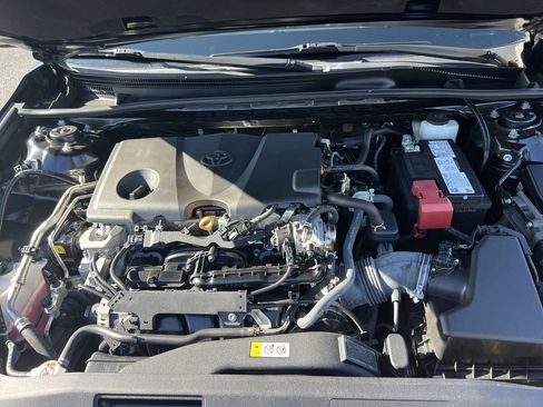 Used 2022 Toyota Camry SE image 33