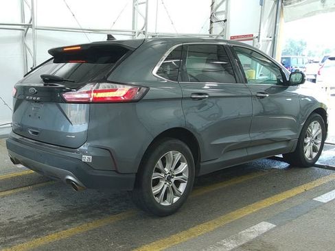 Used 2022 Ford Edge Titanium AWD/4WD image 3