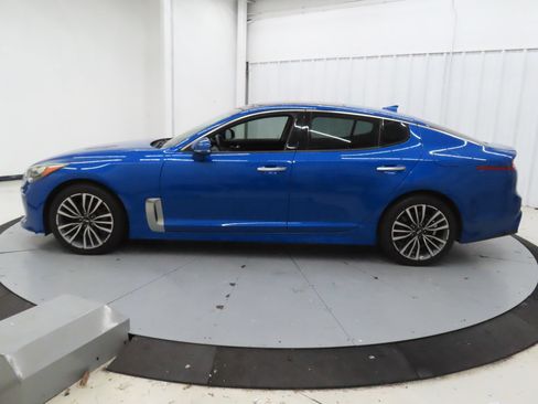 Used 2018 Kia Stinger Premium AWD/4WD image 7