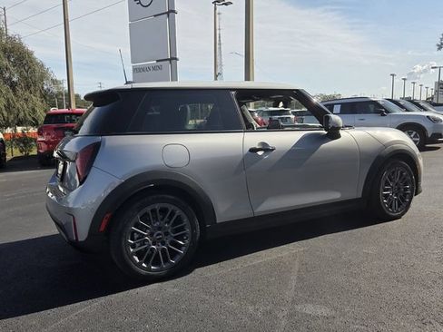 New 2026 MINI Cooper 2-Door Hardtop FWD image 7