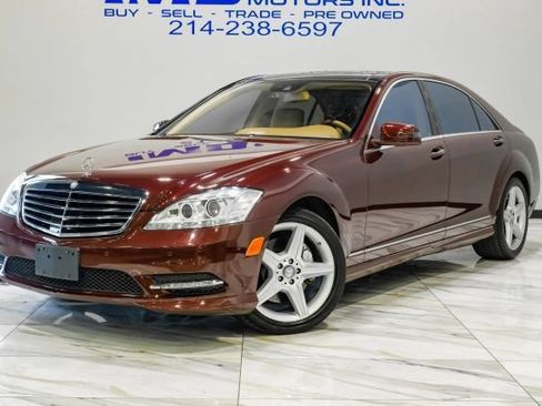 Used 2011 Mercedes-Benz S 550 image 2
