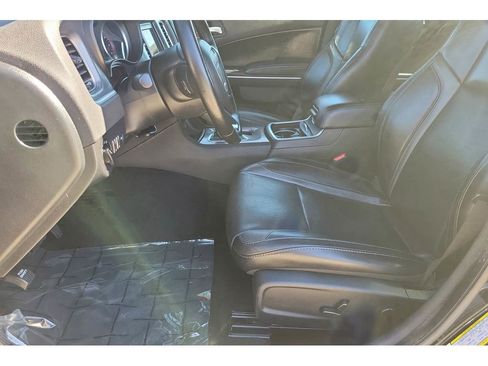 Used 2022 Dodge Charger SXT w/ Leather Interior Group image 12