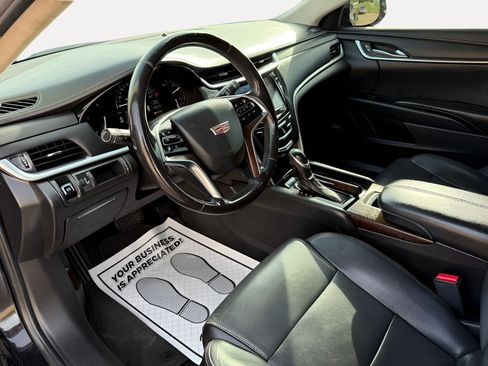 Used 2018 Cadillac XTS w/ Rear Seat Comfort Package FWD image 3