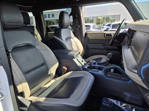 Certified 2024 Ford Bronco Wildtrak image 20