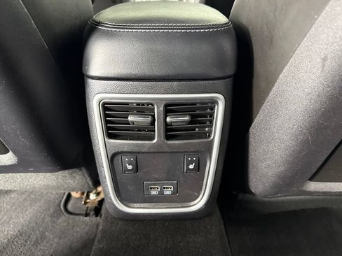 Used 2021 Dodge Charger SXT w/ Leather Interior Group RWD image 34