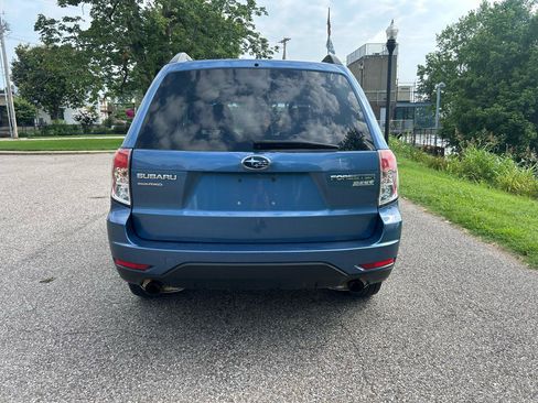 Used 2010 Subaru Forester 2.5X Limited AWD/4WD image 4