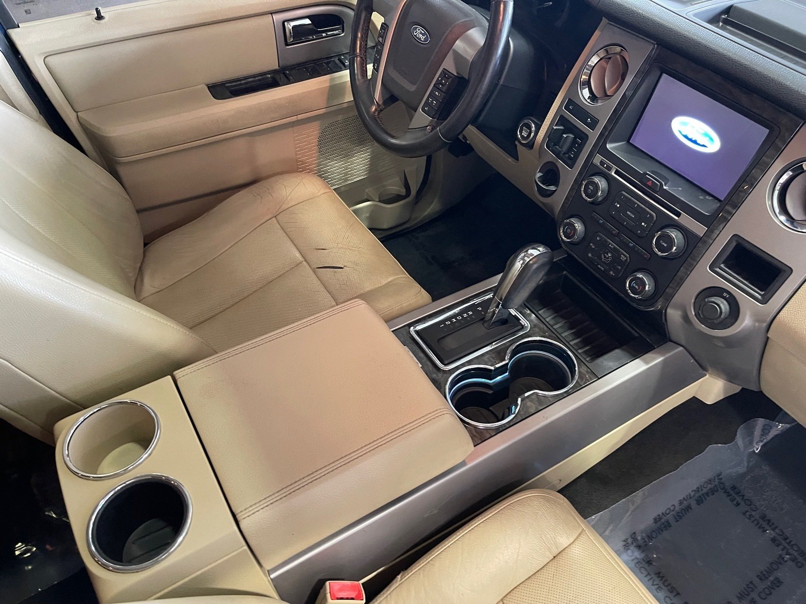 Used 2017 Ford Expedition Limited w/ Equipment Group 301A RWD image 44