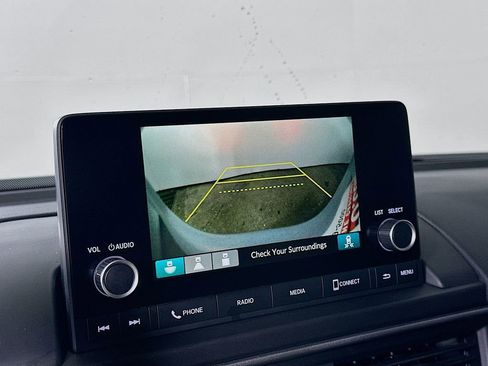 Used 2025 Honda Pilot Sport image 10