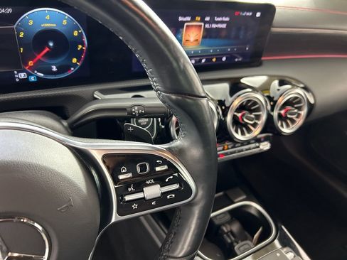 Used 2023 Mercedes-Benz CLA 250 4MATIC image 18