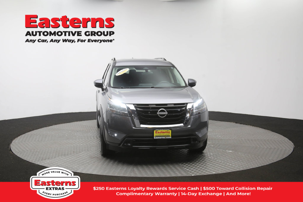 Used 2022 Nissan Pathfinder SV FWD image 53