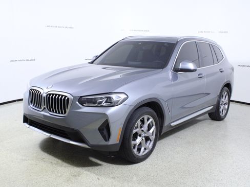 Used 2023 BMW X3 xDrive30i image 4