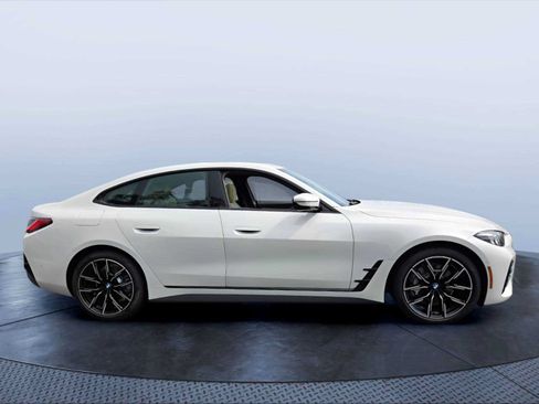 New 2026 BMW i4 xDrive40i w/ M Sport Package AWD/4WD image 7