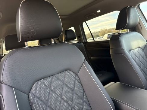 New 2026 Volkswagen Atlas SEL Premium R-Line image 19