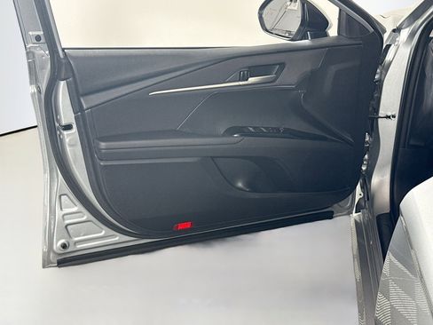 Used 2025 Toyota Camry LE image 18
