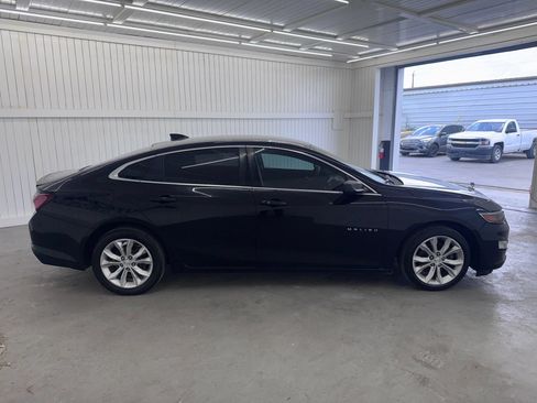 Used 2019 Chevrolet Malibu LT FWD image 4