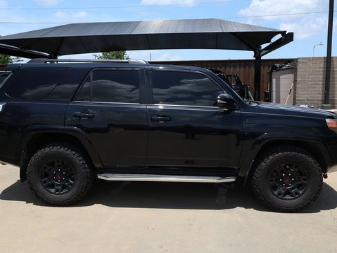 Used 2016 Toyota 4Runner SR5 Premium AWD/4WD image 4