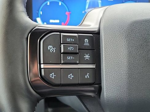 Used 2026 Ford F450 Platinum w/ FX4 Off-Road Package AWD/4WD image 27