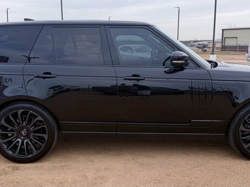 Used 2017 Land Rover Range Rover Supercharged image 2