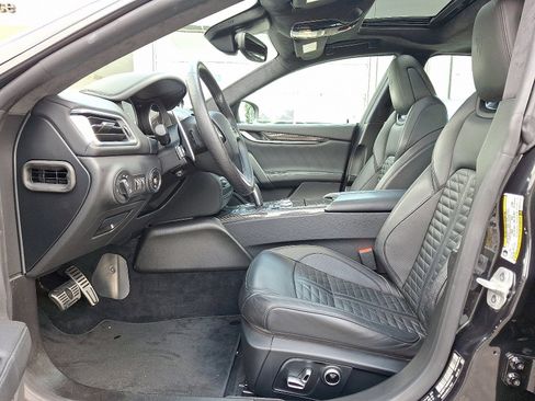 Used 2022 Maserati Ghibli Modena Q4 image 13