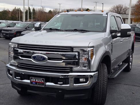 Used 2019 Ford F250 Lariat image 3