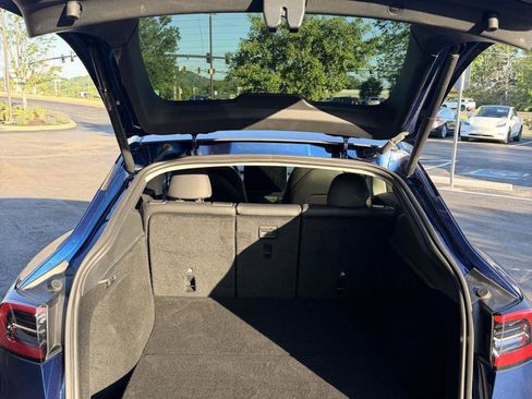 Used 2024 Tesla Model Y Long Range AWD/4WD image 23