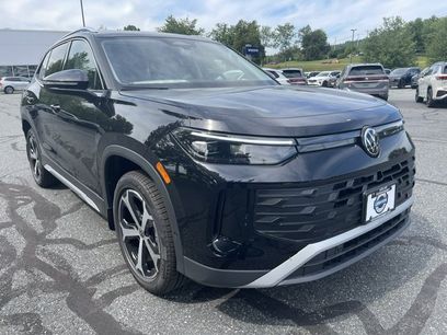 New 2026 Volkswagen Tiguan SE