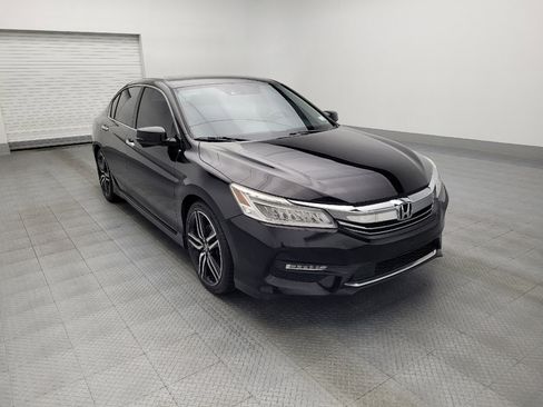 Used 2016 Honda Accord Touring image 13