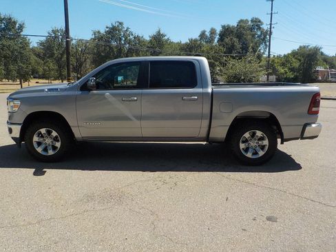 Used 2024 RAM 1500 Laramie AWD/4WD image 27