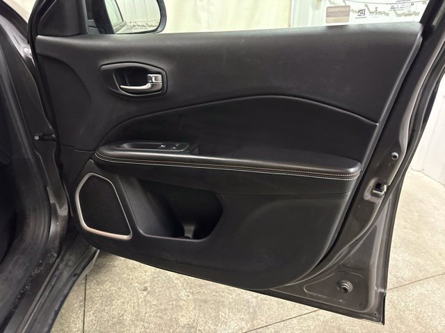 Used 2021 Jeep Compass Latitude w/ Convenience Group FWD image 26