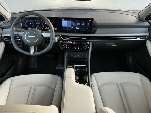 Used 2024 Hyundai Sonata SEL image 4