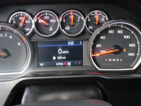 Used 2023 Chevrolet Silverado 2500 LT image 11