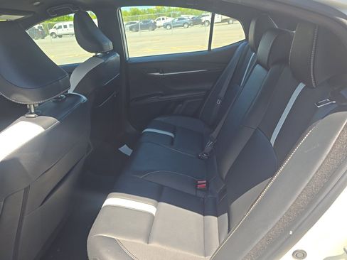 Used 2025 Toyota Camry SE FWD image 13