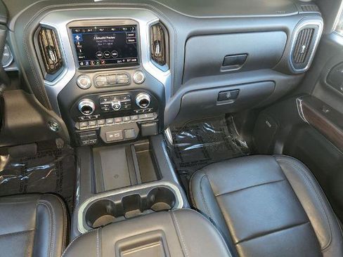 Used 2019 GMC Sierra 1500 SLT image 17