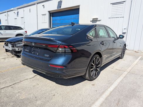 Certified 2025 Honda Accord Touring image 5