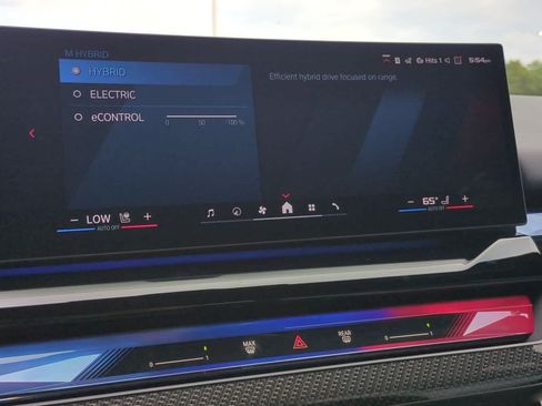 New 2027 BMW M5 Touring AWD/4WD image 44