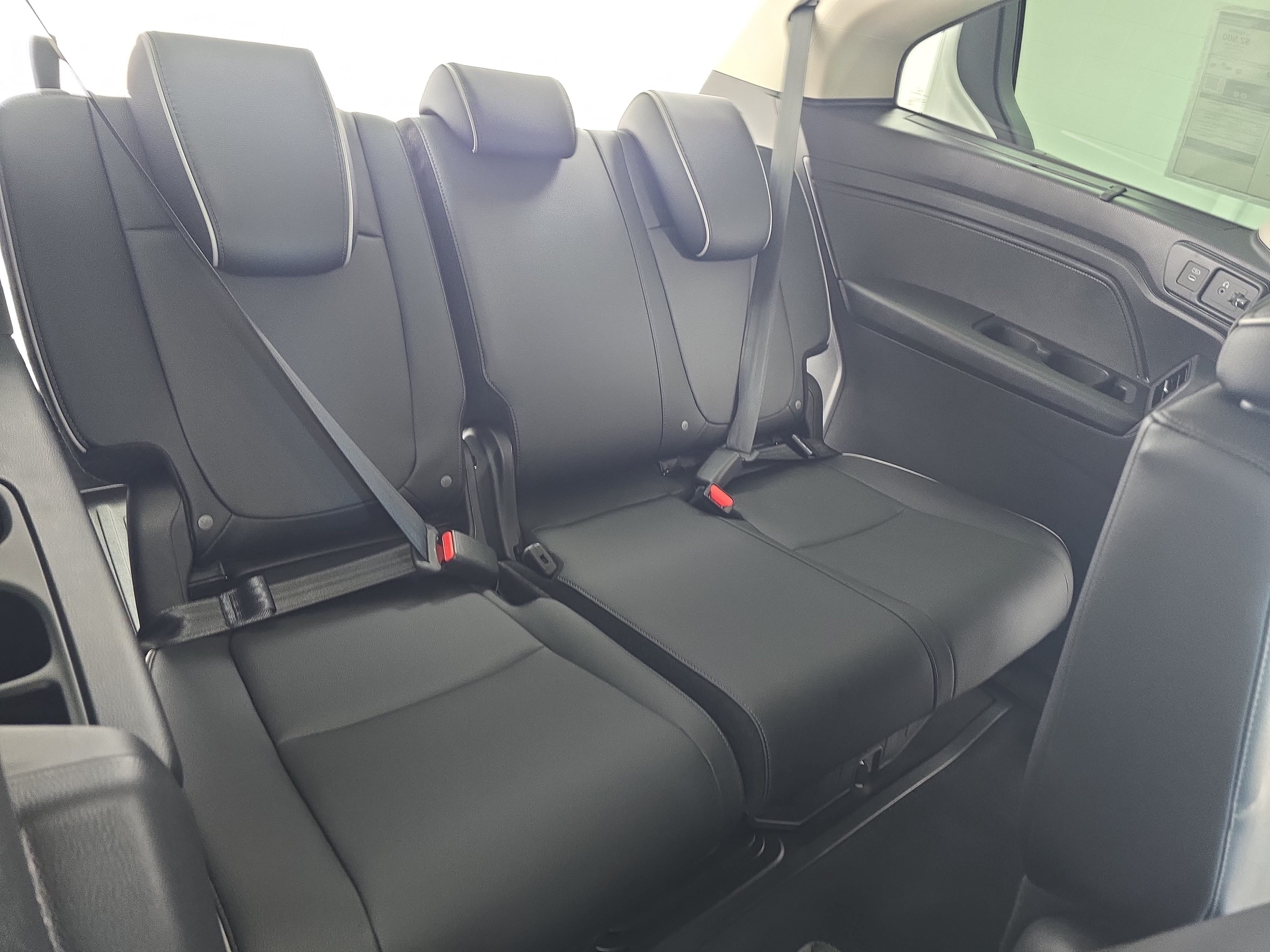 New 2027 Honda Odyssey Touring image 12