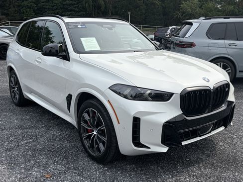 Used 2024 BMW X5 M60i AWD/4WD image 3