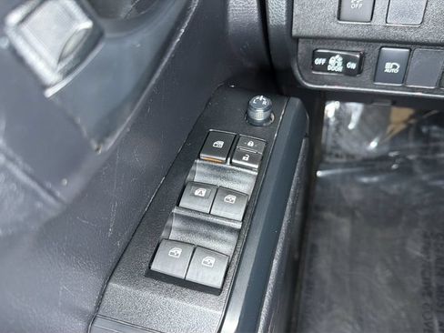 Used 2021 Toyota Tacoma SR w/ SR Convenience Package RWD image 18