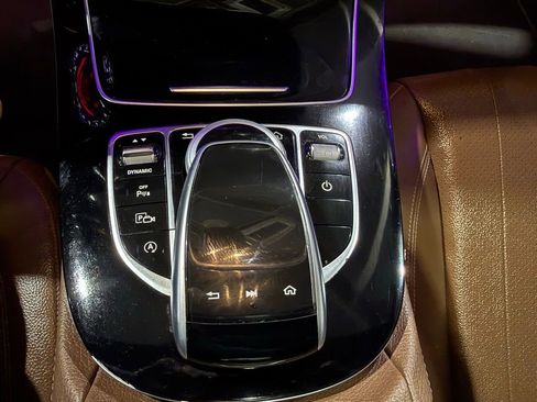 Used 2017 Mercedes-Benz E 300 image 22