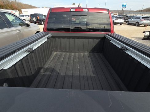 Used 2019 RAM 1500 Limited image 6