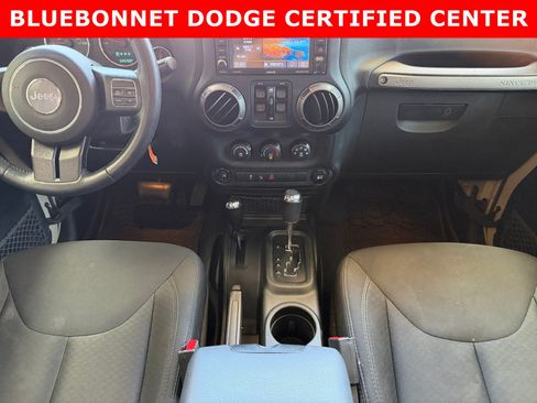 Used 2018 Jeep Wrangler Unlimited Sport AWD/4WD image 18
