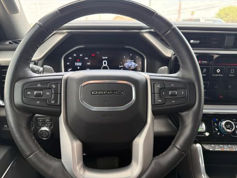 Used 2026 GMC Sierra 1500 Denali AWD/4WD image 25