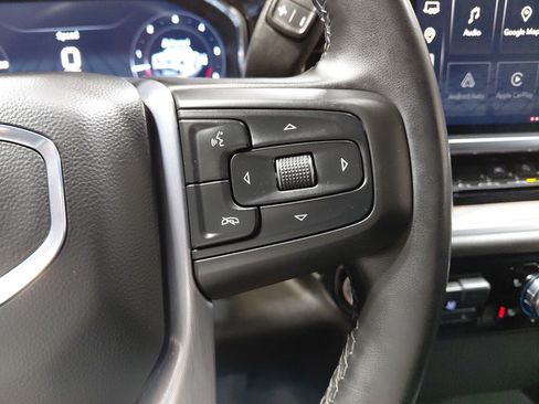 Certified 2025 GMC Sierra 1500 SLT AWD/4WD image 39