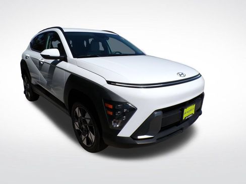 Certified 2024 Hyundai Kona SEL AWD/4WD image 9