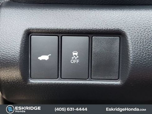 Used 2025 Honda Pilot Touring image 23